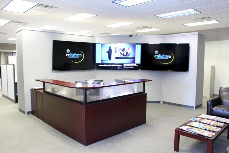 Beautiful office park in Cedar Rapids with abundant parking. Easy Access to street level