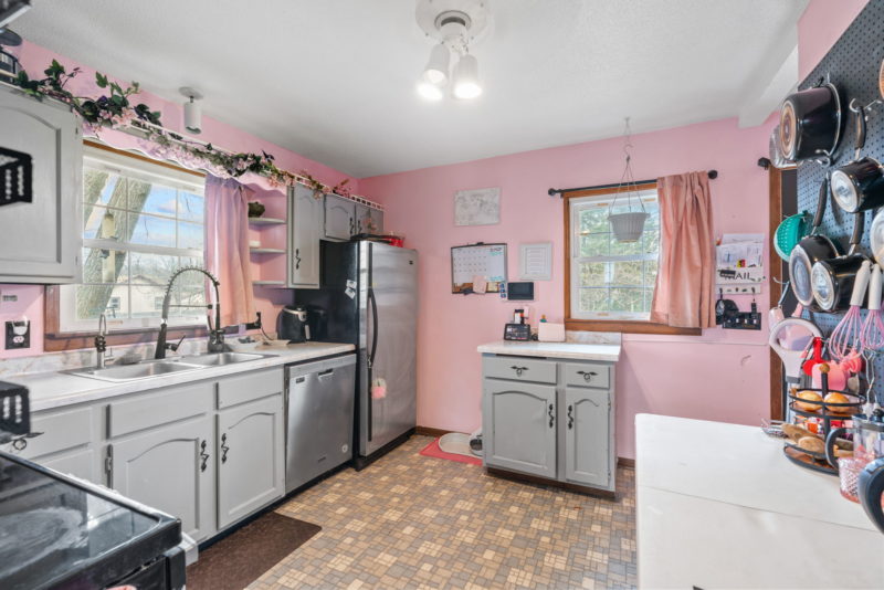 Welcome to the Best of Both Worlds — Residential, Rental & Business