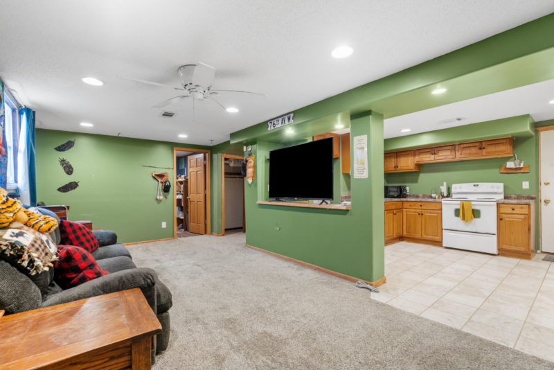 Welcome to the Best of Both Worlds — Residential, Rental & Business