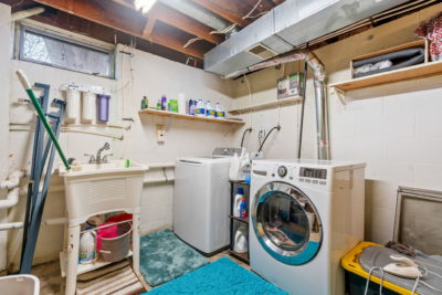 Welcome to the Best of Both Worlds — Residential, Rental & Business