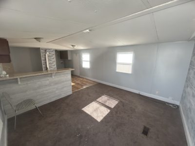 Affordable 2 Bed, 1 Bath Mobile Home-Great Opportunity!