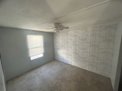 Affordable 2 Bed, 1 Bath Mobile Home-Great Opportunity!