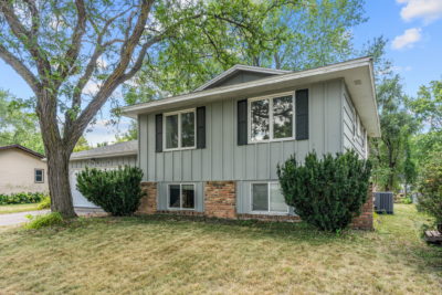 Welcome To Convenient, Affordable, Stylish & Updated Home
