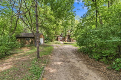 Welcome to Highwood Haven Retreat Nestled In Trees & Natural Wildlife