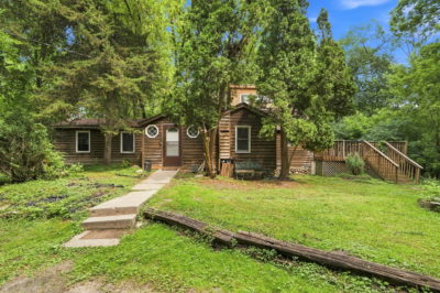 Welcome to Highwood Haven Retreat Nestled In Trees & Natural Wildlife