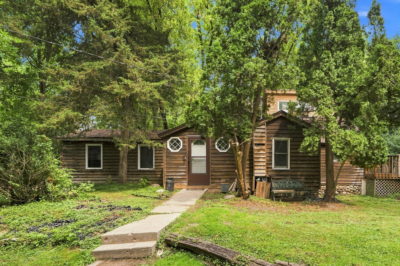 Welcome to Highwood Haven Retreat Nestled In Trees & Natural Wildlife
