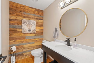 Beautiful, Spacious and Meticulously Maintained Woodbury Home